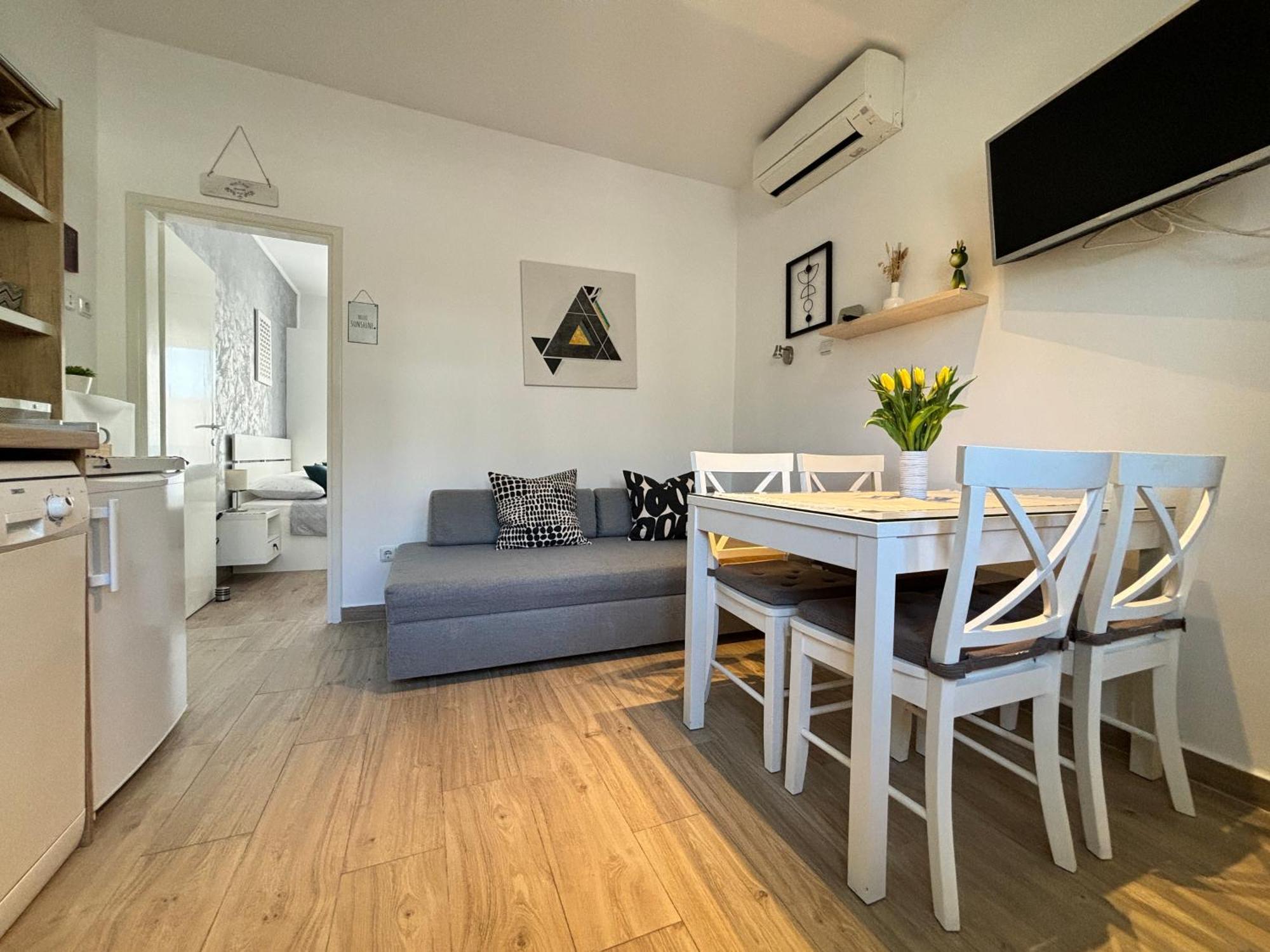 Sea & Sun Apartments 투체피 외부 사진